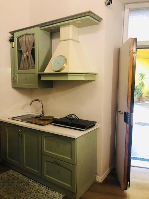 Charme Holidays Trastevere 3 Apartment *